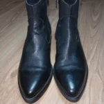 Bottines bata cuir noir style western