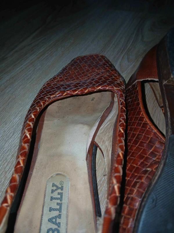 Chaussures Bally vintage en cuir tressé marron, photo 5