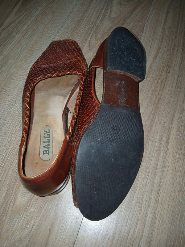 Chaussures Bally vintage en cuir tressé marron, photo 6