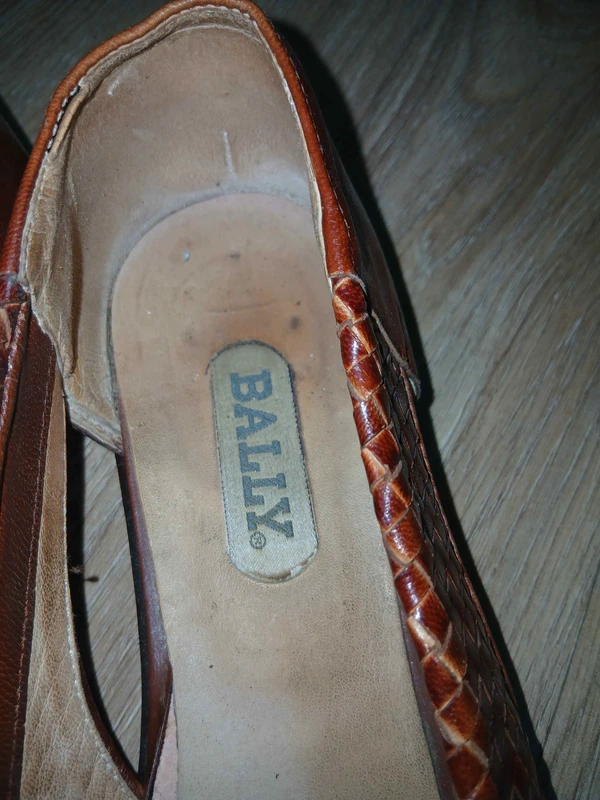 Chaussures Bally vintage en cuir tressé marron, photo 7