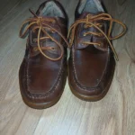 Chaussures bateau vintage homme tout cuir marron
