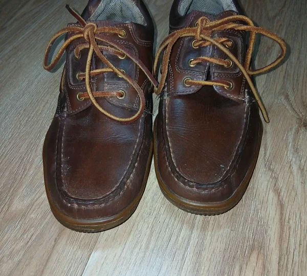 Chaussures bateau vintage homme tout cuir marron