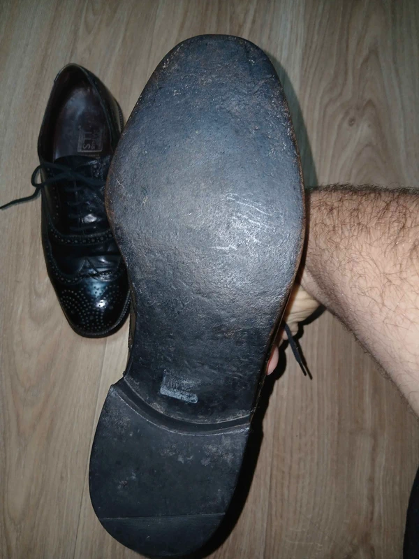 Chaussures Rolls Paris en cuir noir brogues vintage, photo 3