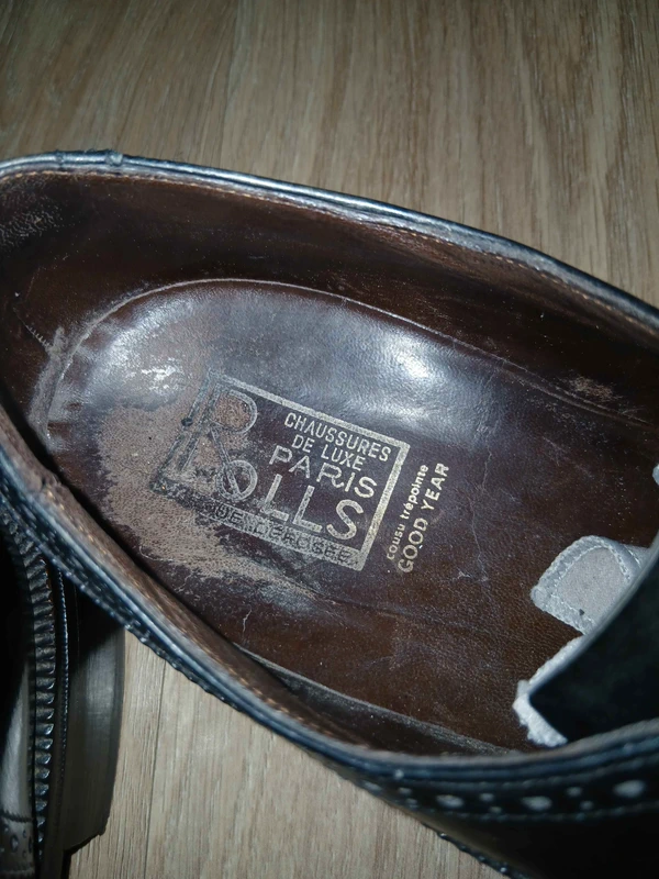 Chaussures Rolls Paris en cuir noir brogues vintage, photo 4