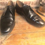 Chaussures de ville vintage en cuir noir UK 9,5 – homme