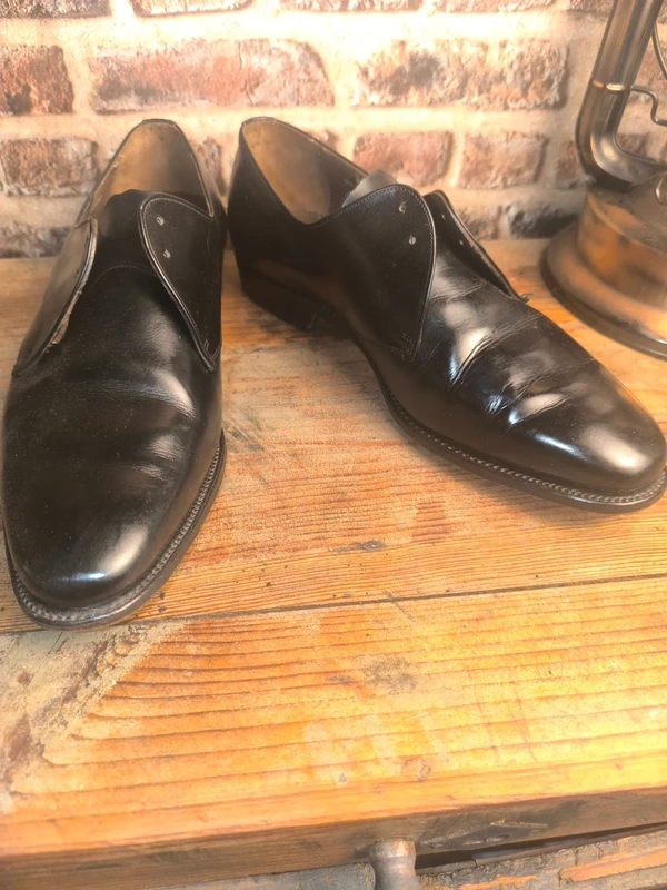 Chaussures de ville vintage en cuir noir UK 9,5 – homme