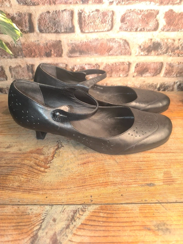 Escarpins babies Emilio Luca X noirs en cuir, photo 3