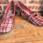 Escarpins Xti en tweed rouge noir et blanc