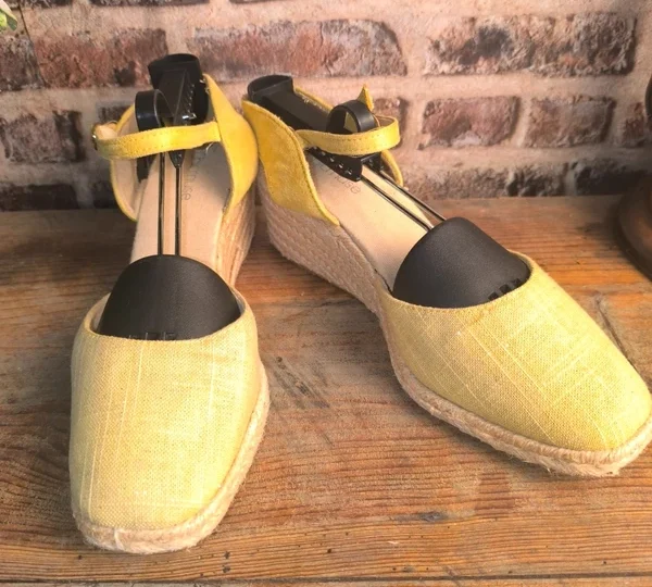 Espadrilles compensées jaunes en toile