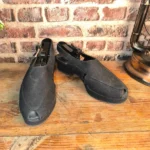 Sandales Kenzo vintage noires à petit talon