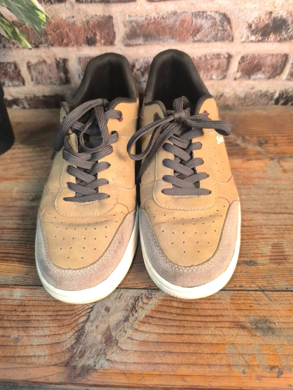 Baskets Schott NYC marron camel, photo 2