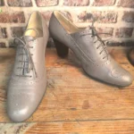 Escarpins richelieu Lloyd Germany en cuir taupe